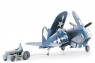 TAMIYA Vought F4U1D Cors air w/Moto-Tug (61085)