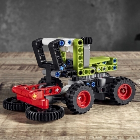 Lego Technic: Mini CLAAS XERION (42102)