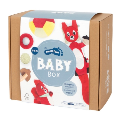 <img src='https://webimage.pl/pics/425/8/d4020972128072.jpg' style='height:440px' /> Zestaw Small Foot Baby-Box 4-6 miesięcy