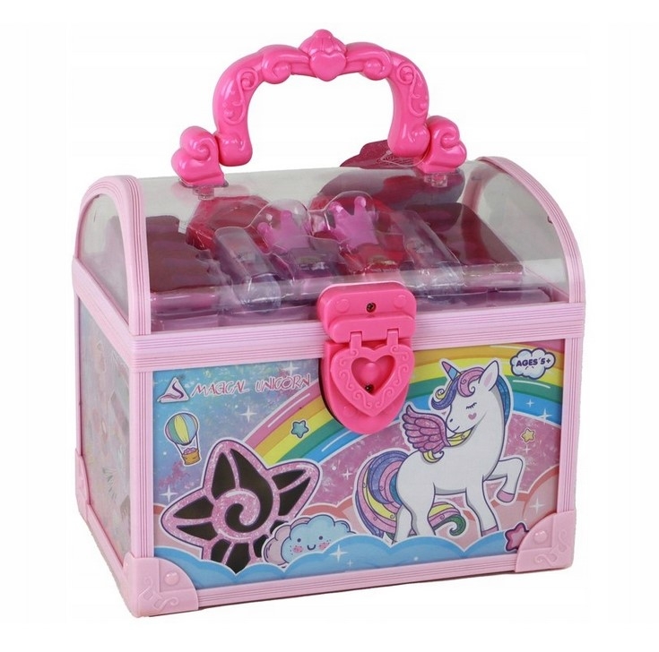 <img src='https://webimage.pl/pics/427/1/d5905679071427_1.jpg' style='height:440px' /> Zestaw kosmetyków w kuferku