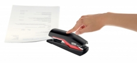 Zszywacz Rapid SUPREME OMNIPRESS czarno-czerwony 30k (5000547)