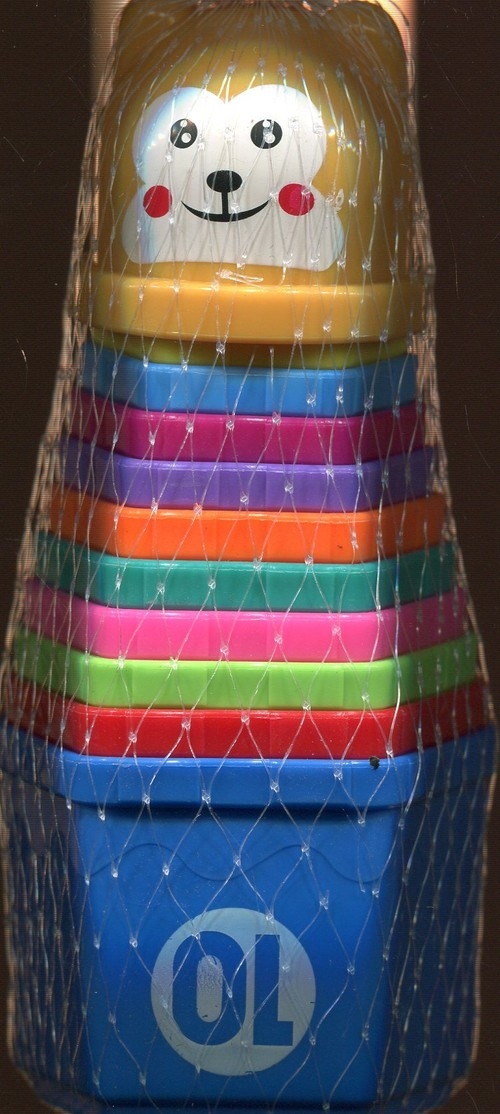Piramidka z dzwoneczkiem 11 elementów mix kolorów