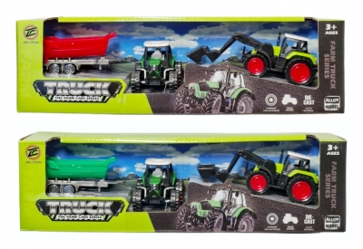 Traktor z przyczepą
