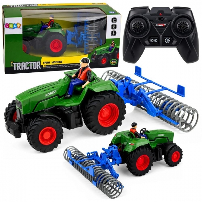 <img src='https://webimage.pl/pics/451/5/d5907990205451.jpg' style='height:440px' /> Traktor z wałem rolniczym R/C 1:24