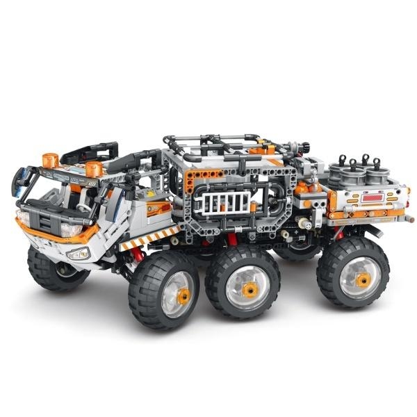 <img src='https://webimage.pl/pics/453/0/d6974077150453.jpg' style='height:440px' /> Klocki Transport truck 1758el