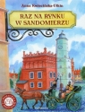 Raz na rynku w Sandomierzu z płytą CD