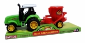 Traktor z maszyną