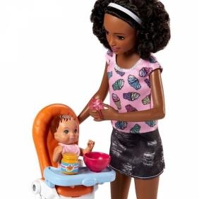 Barbie Opiekunka zestaw + lalki (FHY97)