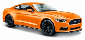 Model kompozytowy Ford Mustang GT 2015 1:24 pomarańczowy (10131508/3)