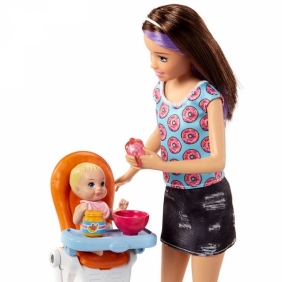 Barbie Opiekunka zestaw + lalki (FHY97)