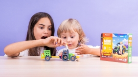 Mini Waffle - Farmer - Traktor z opryskiwaczem, 50 el.