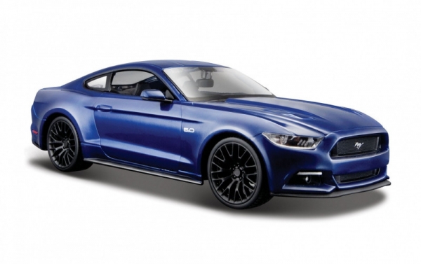 Model kompozytowy Ford Mustang GT 2015 1/24 niebieski (10131508BU)
