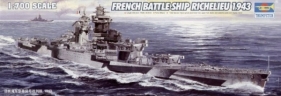 Model do sklejania French Navy Richelieu 1943 1/700 (05750) - Trumpeter
