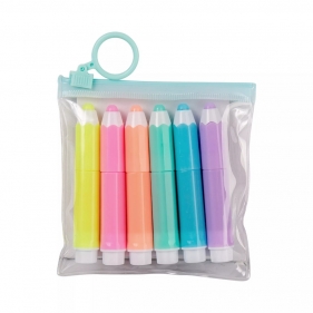 Zakreślacze w kształcie kredek