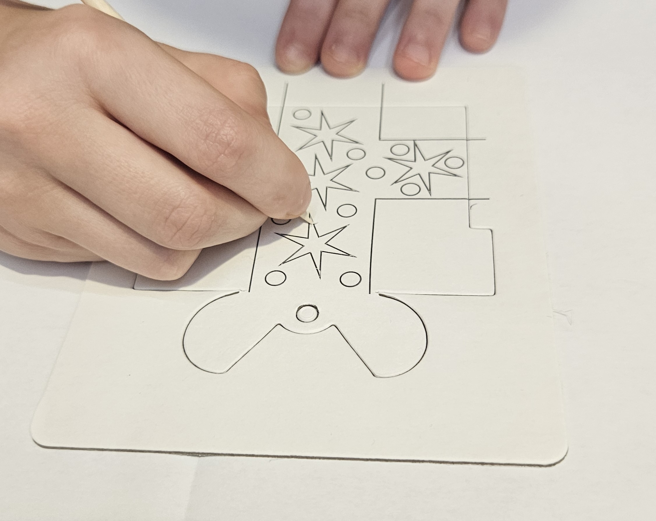 Piaskowe Malowanki – Ozdoby na Choinkę: Ciastek