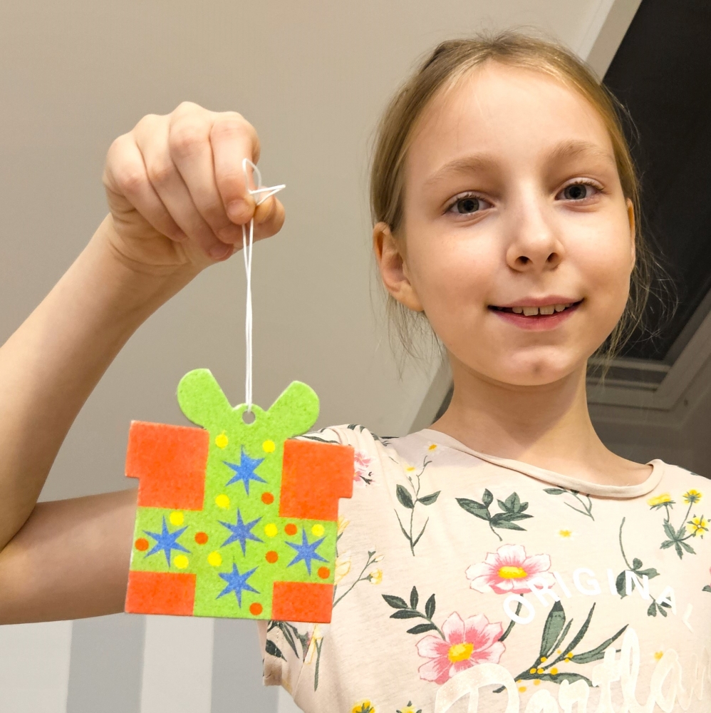 Piaskowe Malowanki – Ozdoby na Choinkę: Ciastek