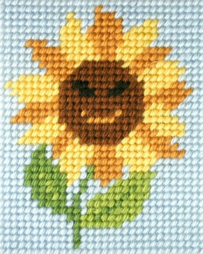 Haft. Moje pierwsze wyszywanie - Kwiatek