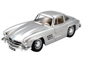 Bburago, Mercedes-Benz 300SL 1954 1:24 - srebrny