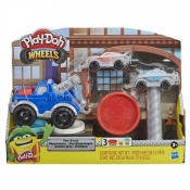 Zestaw z masą plastyczną PlayDoh Tow Truck (E6690)