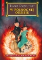 Świat Dysku. W północ się odzieję - Terry Pratchett