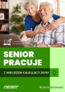 Senior pracuje z arkuszem kalkulacyjnym Bożena Borowska