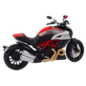 Motocykl metalowy ze światłem i dźwiękim 1:12