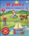 W parku. Zabawa z magnesami