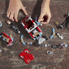 Lego Hidden Side: Widmowy wóz gaśniczy 3000 (70436)