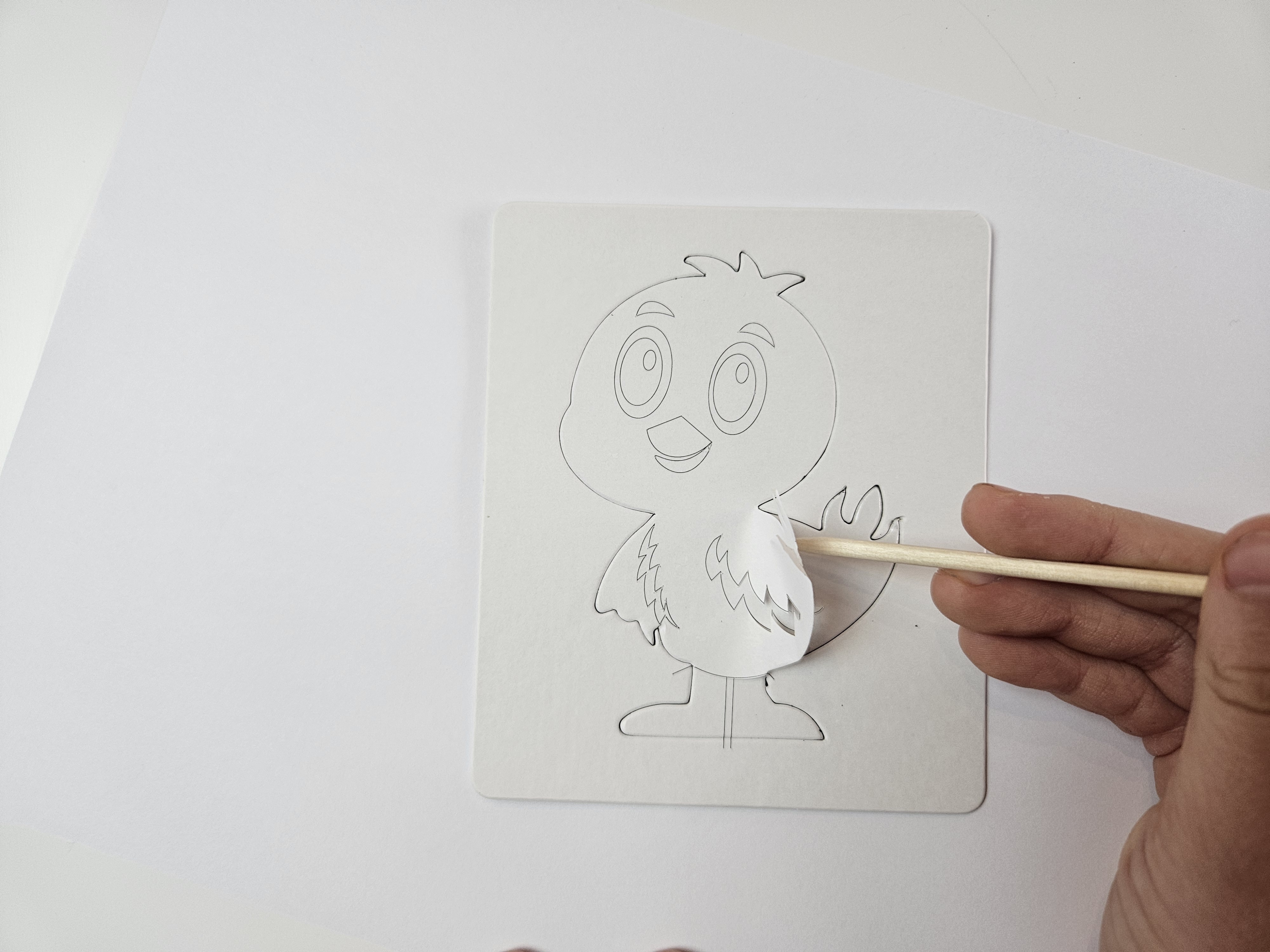 Zestaw kreatywny Piaskowe Malowanki - Ozdoby Wielkanocne - Kurczaczek