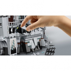 Lego Hidden Side: Tajemniczy zamek (70437)