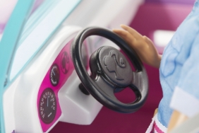 Barbie: Plażowy jeep Barbie (GMT46)