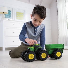 John Deere - Traktor z przyczepą światło/dźwięk (46260)