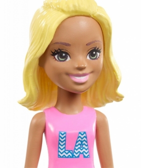 Barbie On The Go mała laleczka