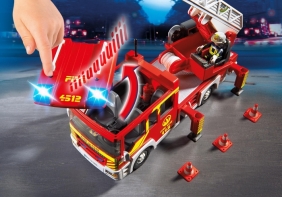 Samochód strażacki z drabiną, światłem i dźwiękiem (5362)
