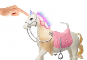 Barbie: Przygody Księżniczek - Koń z światłem i dźwiękiem (GML79)