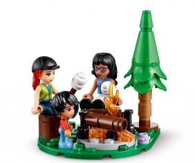 Lego Friends: Leśne centrum jeździeckie (41683)