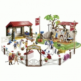 Playmobil Country: Duży parcour dla koni z myjnią (70166)