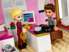 Lego Friends: Wielki hotel w Heartlake (41684)