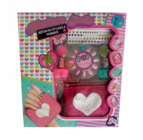 Manicure Studio z kosmetyczką (N11)