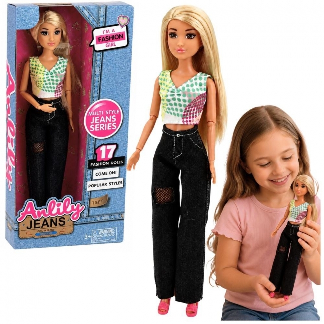 Lalka Anlily w ciemnych jeansach