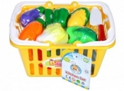 Owoce i warzywa do krojenia w koszyku