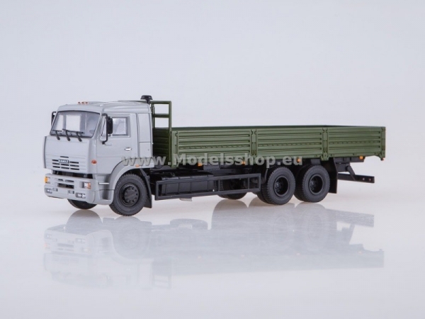 KAMAZ-65117  Flatbed Truck (grey/khaki) (101685)