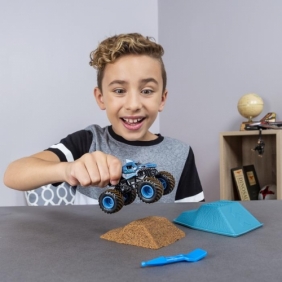 Monster Jam Zestaw z Piaskiem Kinetycznym (6045198)
