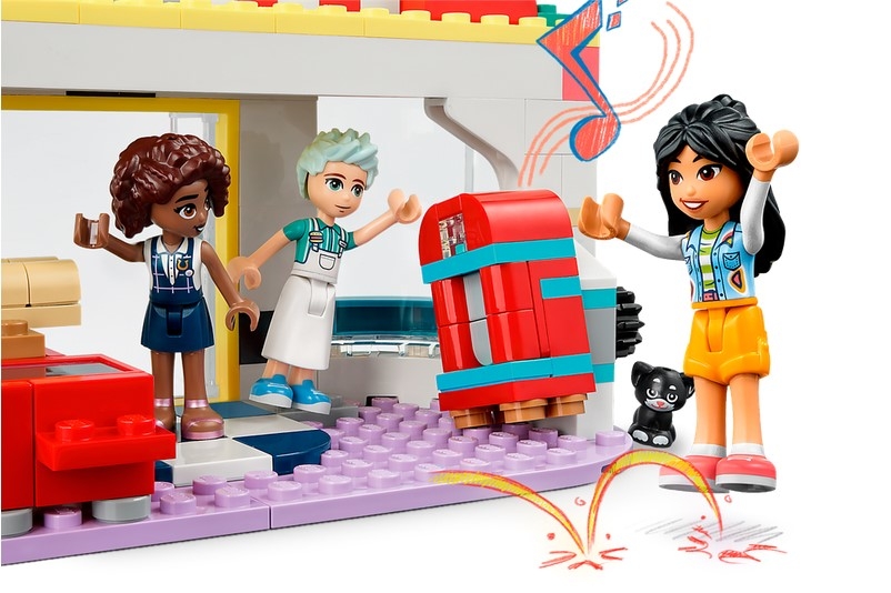LEGO Friends: Bar w śródmieściu Heartlake (41728)