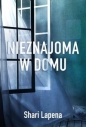 Nieznajoma w domu - Shari Lapeña