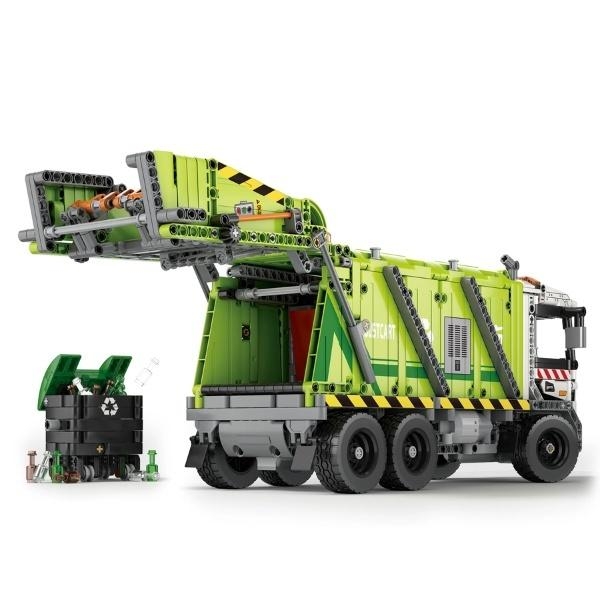 <img src='https://webimage.pl/pics/712/0/d6974077150712.jpg' style='height:440px' /> Klocki Garbage Truck 1355el