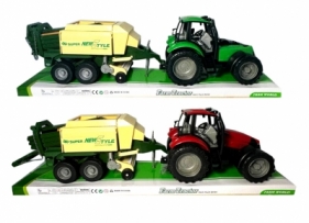 Traktor z maszyną