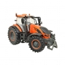 Britains - Traktor Valtra T245 wersja Deco (43273)