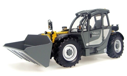 UNIVERSAL HOBBIES Kramer 4507 w/Bucket