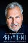  Prezydent. Aleksander Kwaśniewski w rozmowie z Aleksandrem Kaczorowskim